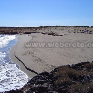 Kaminaki beach: Hiking from Zakros to Xerokambos