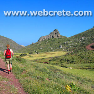 Hiking in Plativola plateau, House Margot